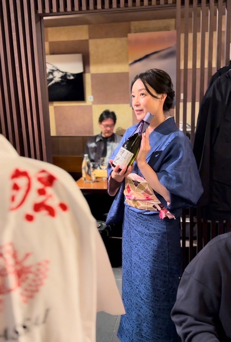 唎酒師　福山亜弥